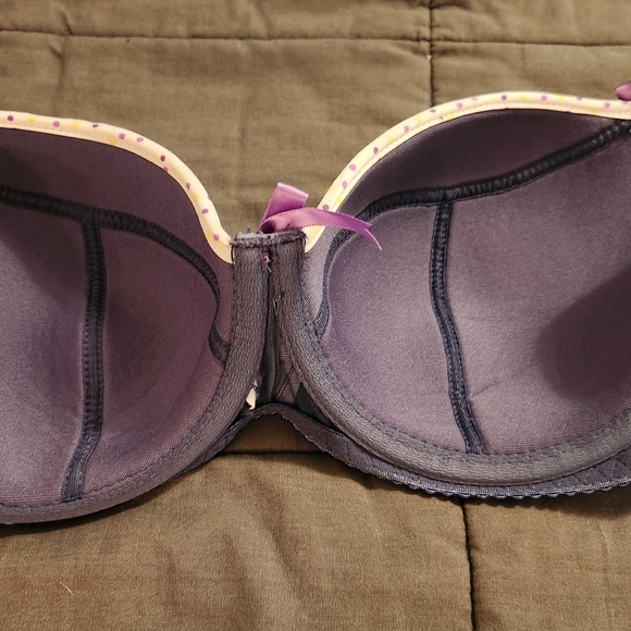 Curvy Kate Bra 38D US, triple hook, mesh back strap, pre-owned, Purple bows - Picture 7 of 13